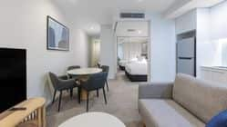 Oaks Melbourne Flemington Suites