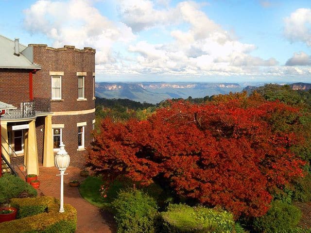 Hotel Mountain Heritage Tower Entrance