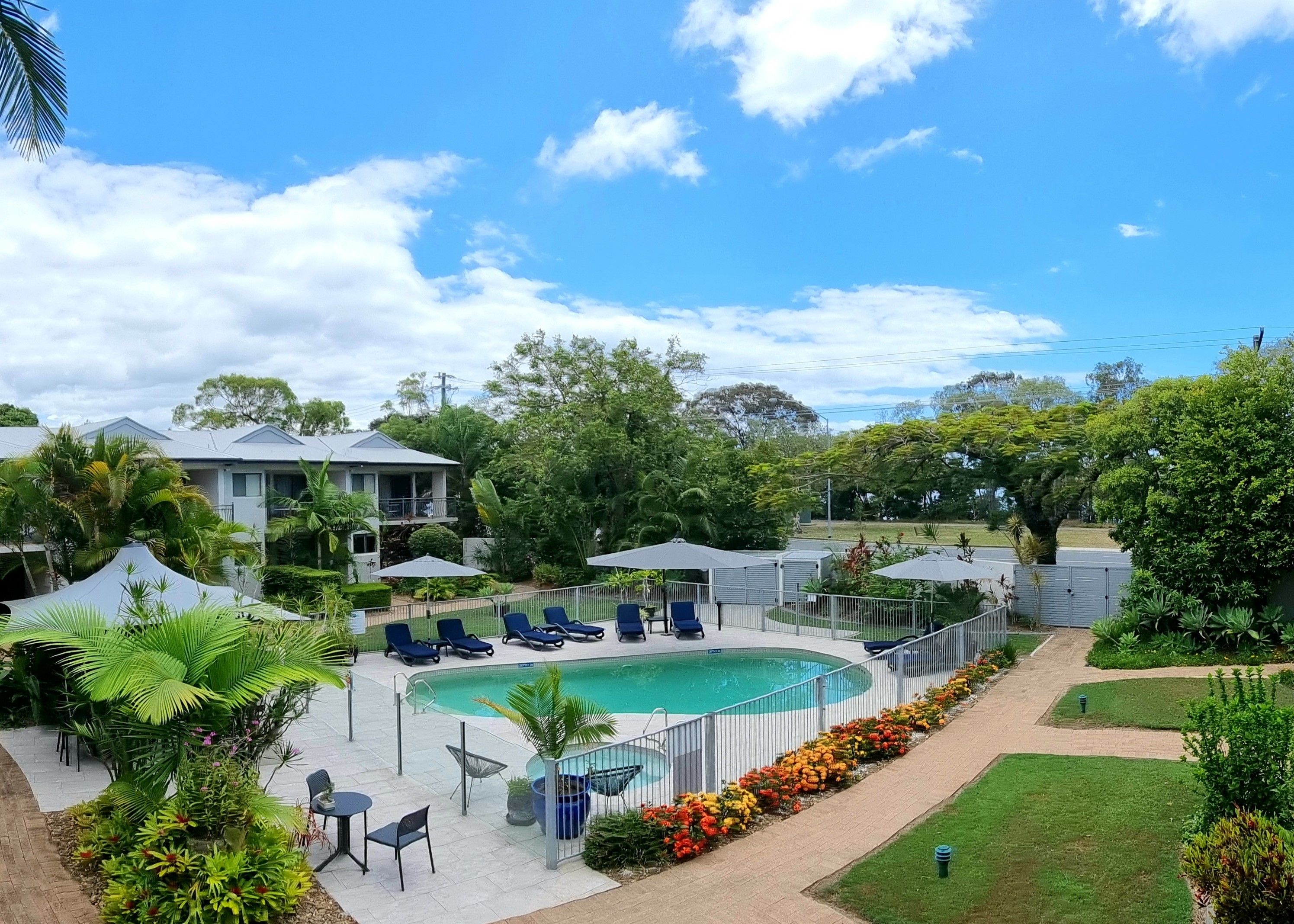 Pool, spa and gardens