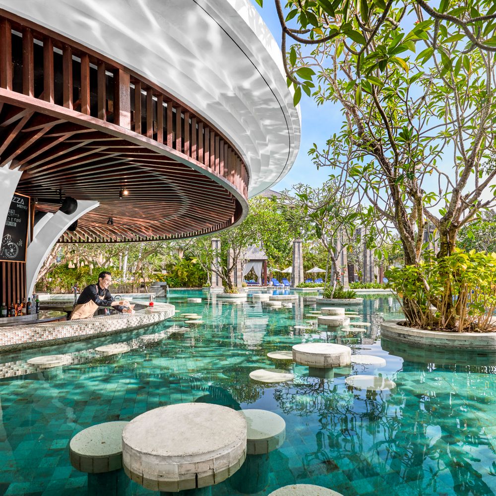 Sofitel Bali Nusa Dua Beach Resort - Loh Pool Bar