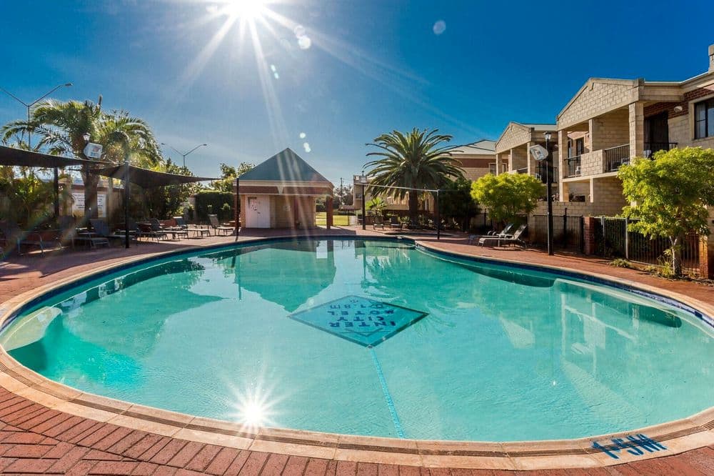 Country Comfort Perth Qantas Hotels