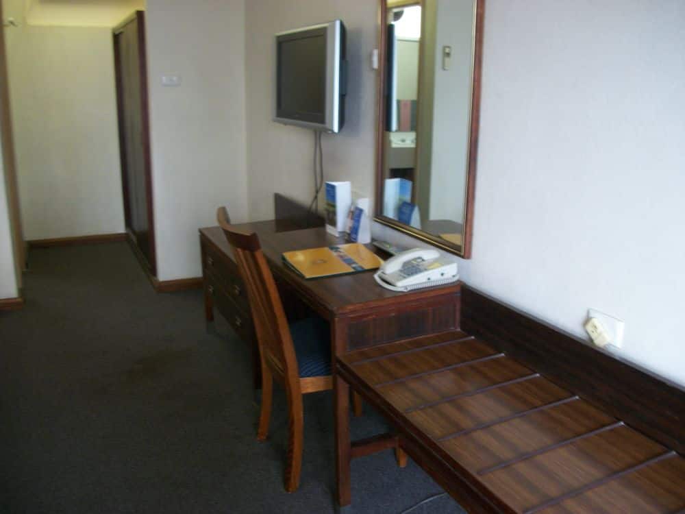 South Terrace Motel Formerly Country Comfort Adelaide Qantas