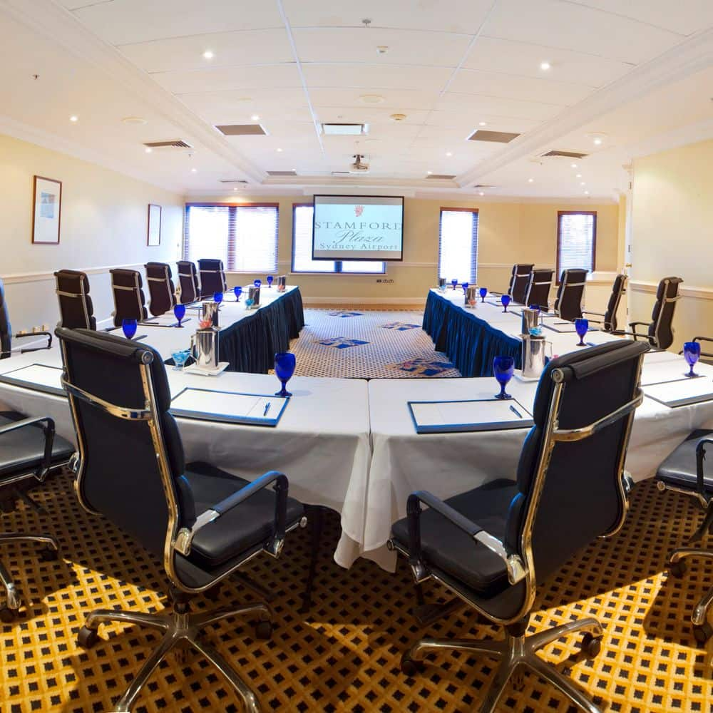 Stamford Plaza Sydney Airport Hotel Conference Centre - 