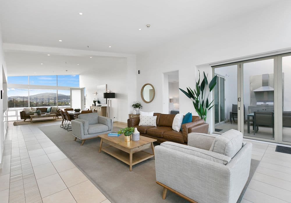 Promo [90% Off] Hobart Apartments Australia - Hotel Near Me | Hotel 9 Rooms