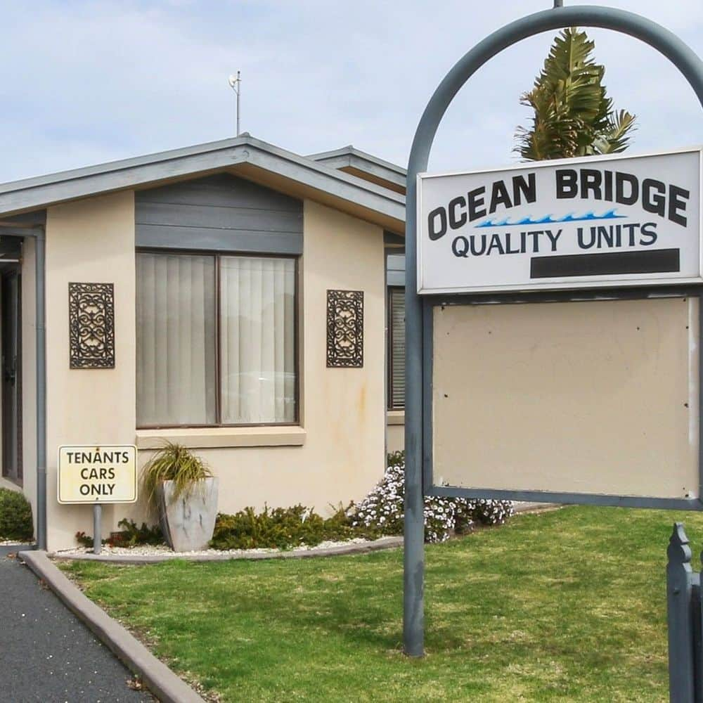 Ocean Bridge Lakes Entrance