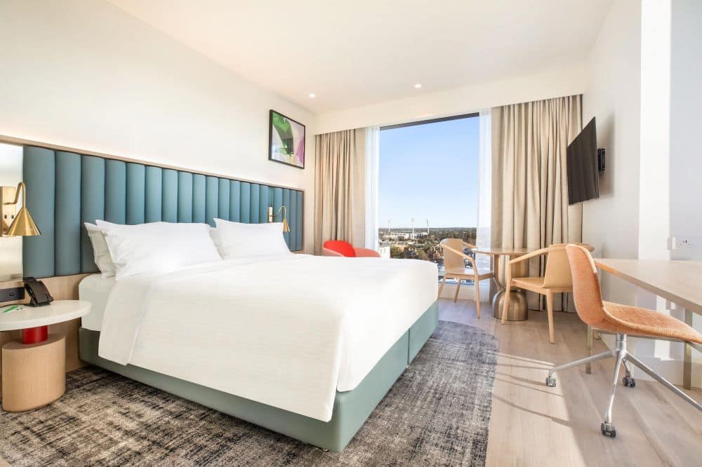 Standard Room - King
