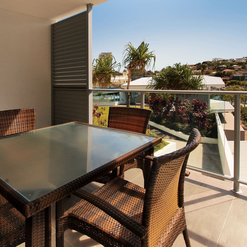 Oaks Townsville Gateway Suites - Balcony