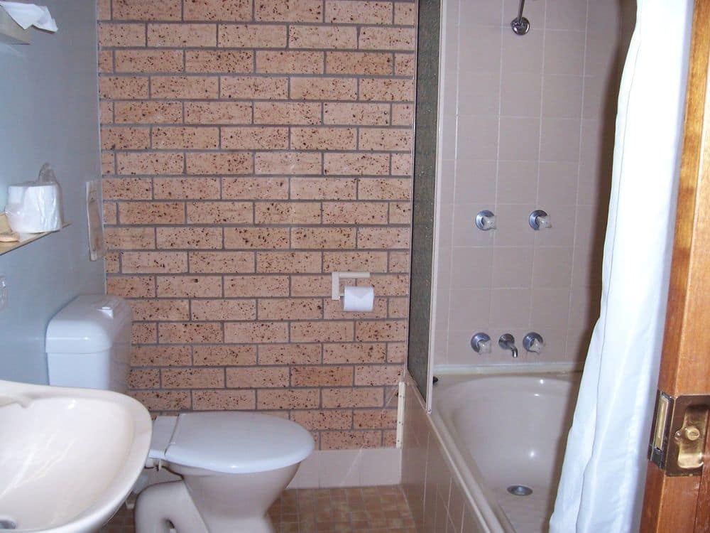 Family Room 7