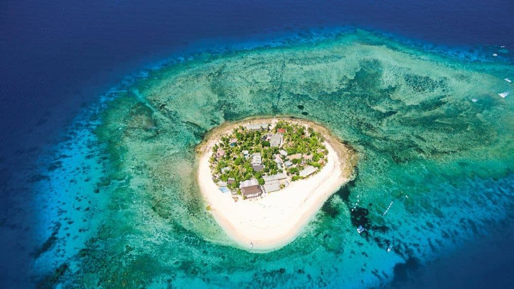 Beachcomber Island Resort