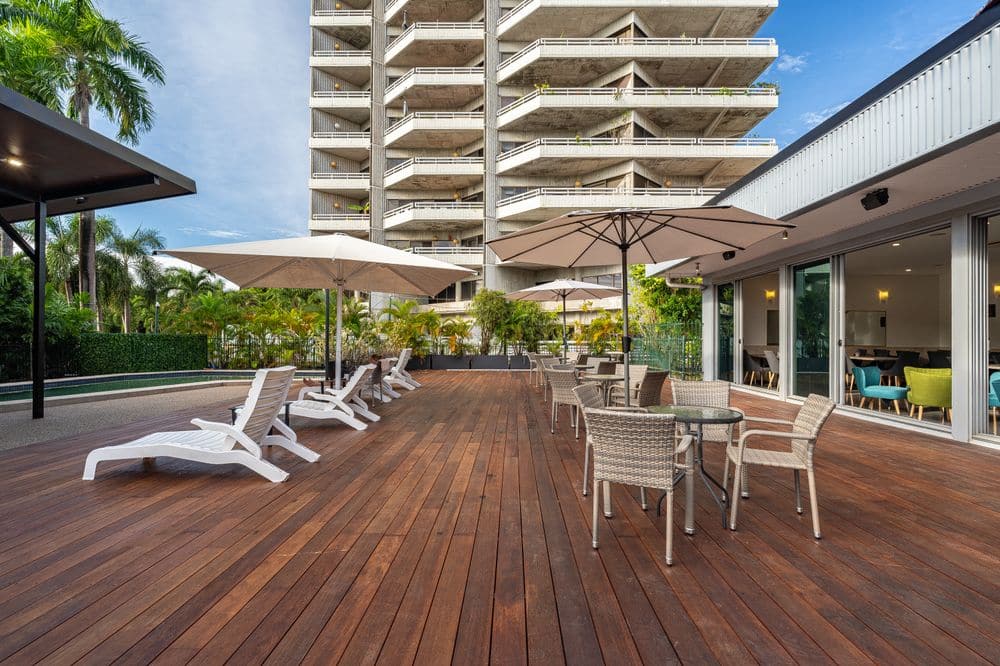 Sun deck
