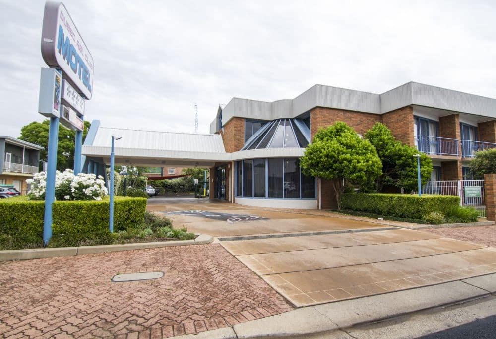 Dubbo RSL Club Motel - Motel Main Entrance