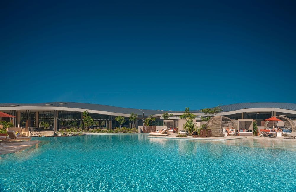 Lagoon pool