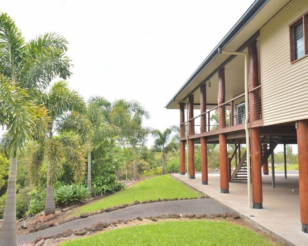 The Summit B&B - Wallaby Room Deck