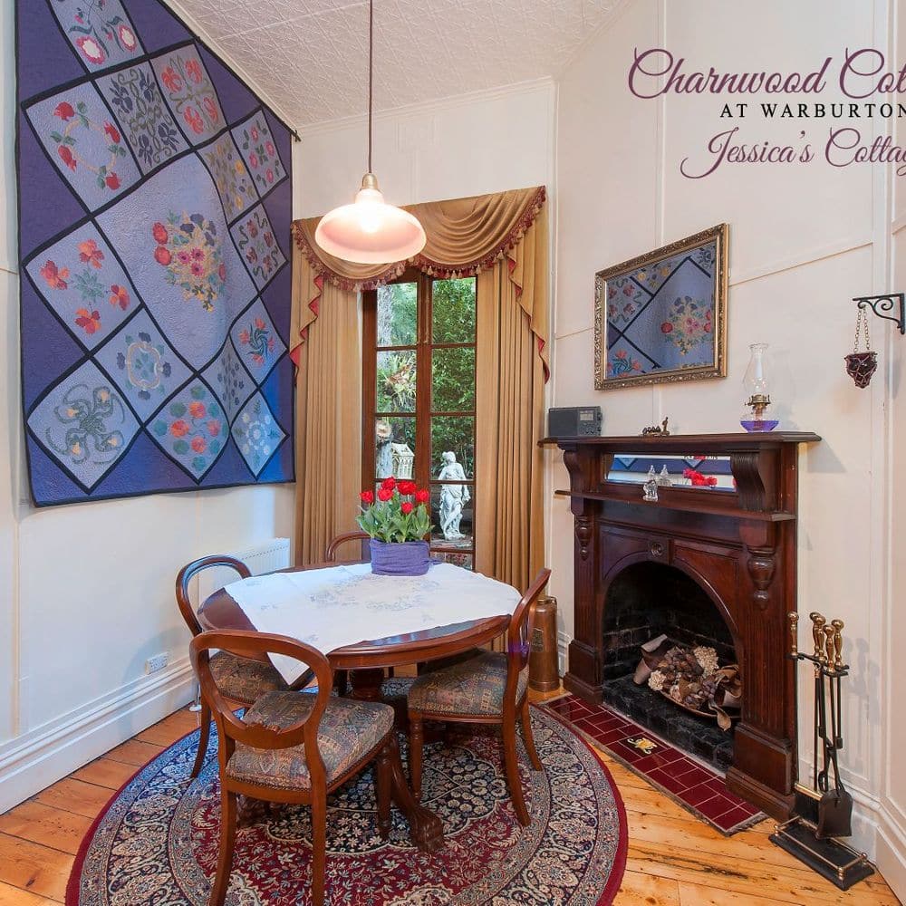 Jessica's Cottage - Dining Room