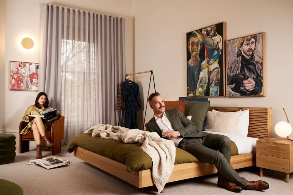 Hotel Ernest Bendigo - Suite 10: Patrick Henigan 