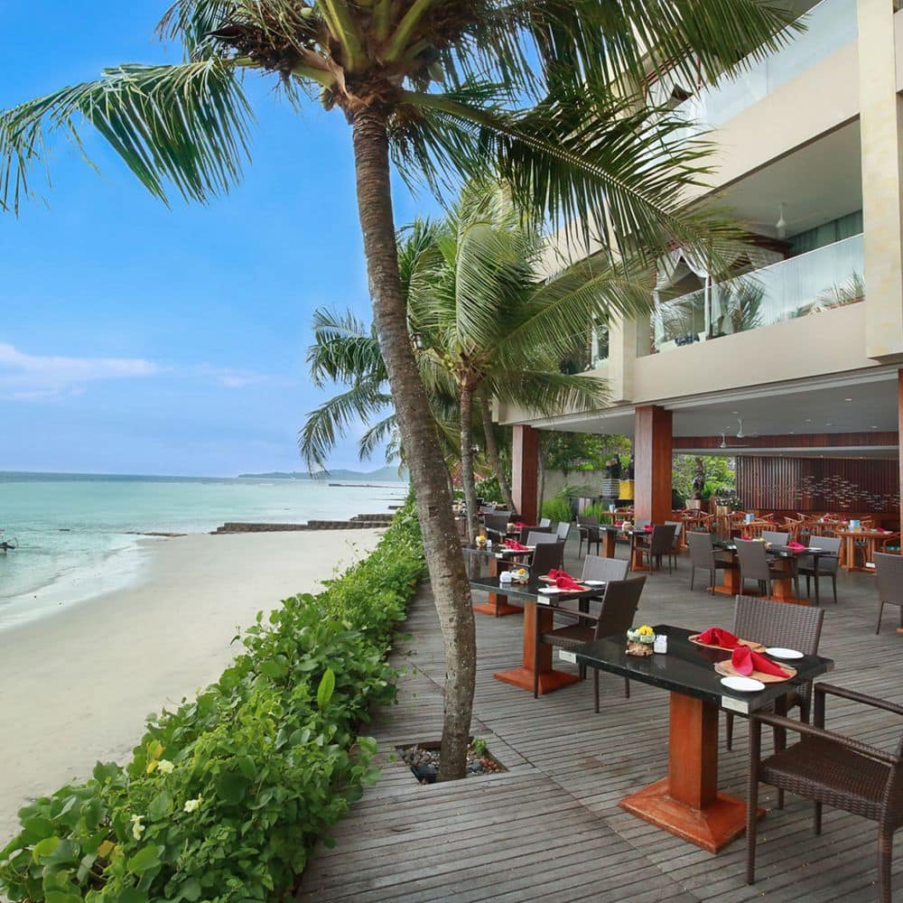 Candi Beach Resort and Spa - Ocean Terrace Restaurant