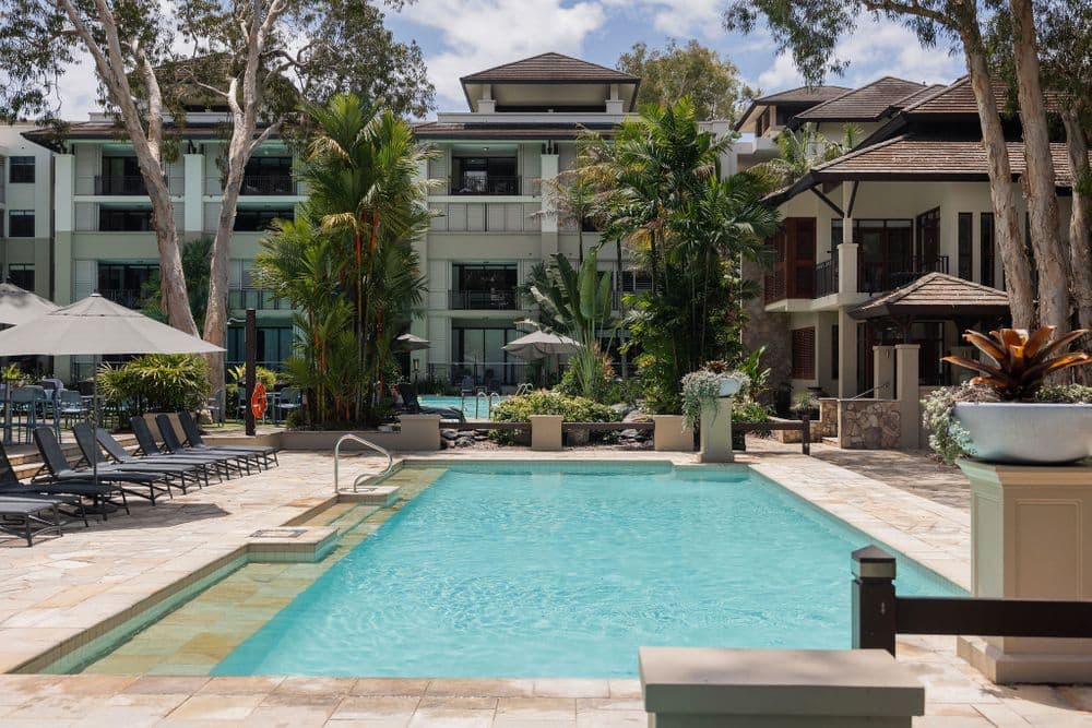 Pullman Palm Cove Sea Temple Resort & Spa