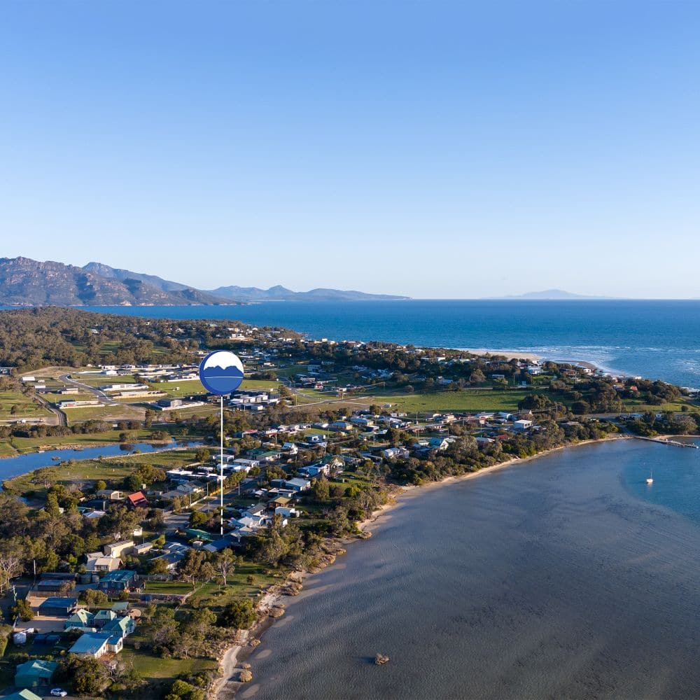 Right on the riverbank on Freycinet