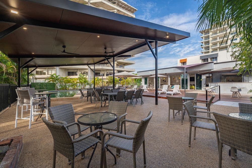 Poolside dining