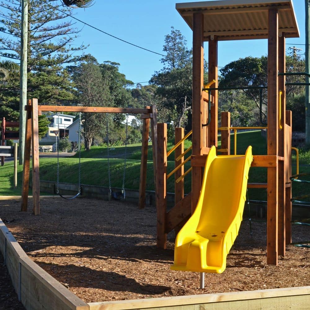 Tuross Beach Cabins & Campsites Playground