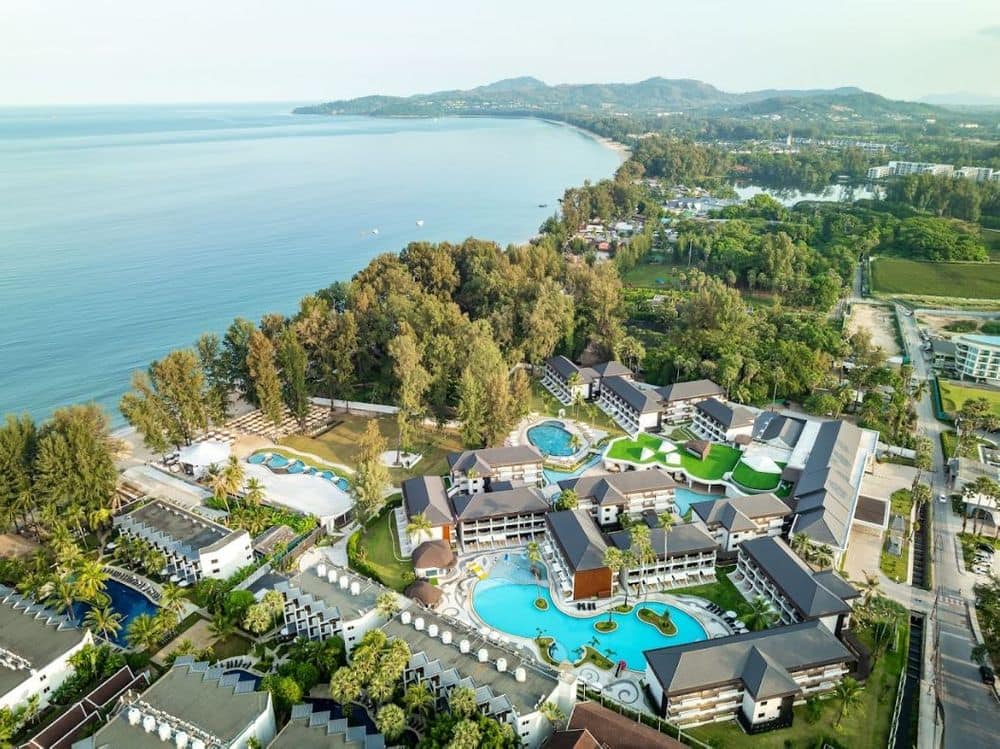 Amora Beach Resort