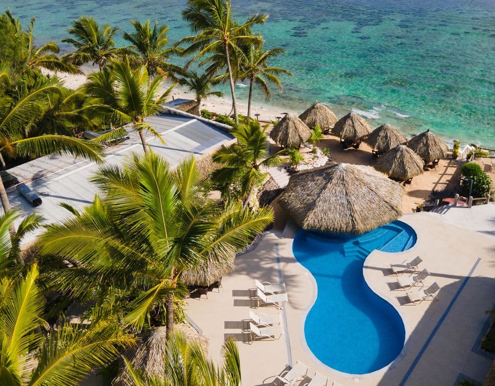 Aerial Shot Club Raro 