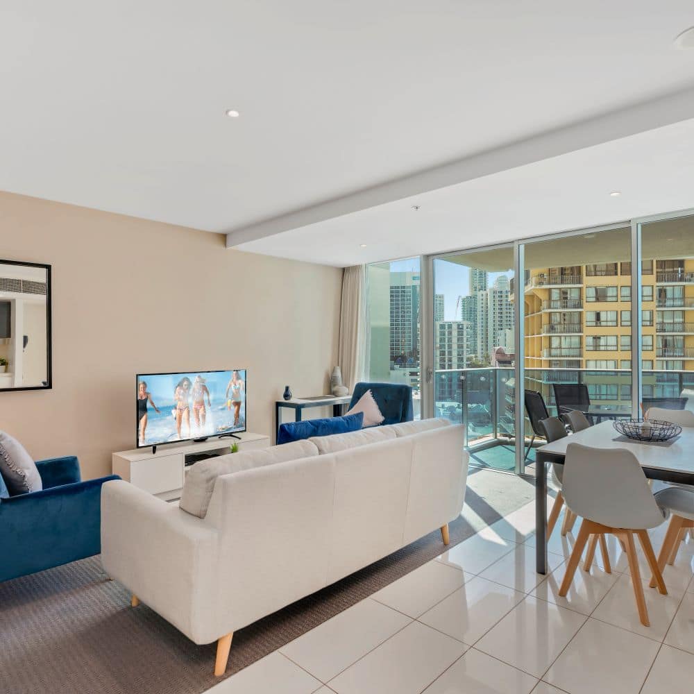 2 Bedroom City View - Living and Dining