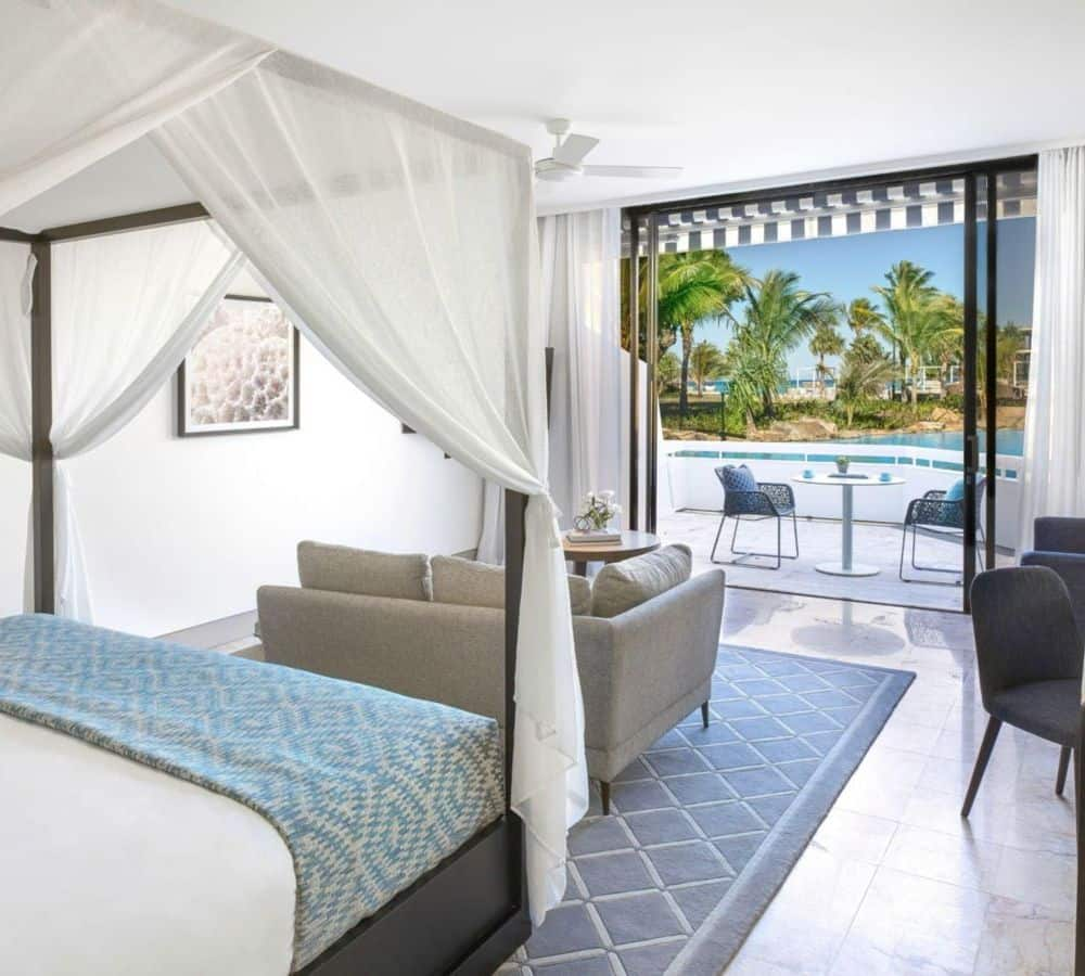 King Premium Lagoon Room