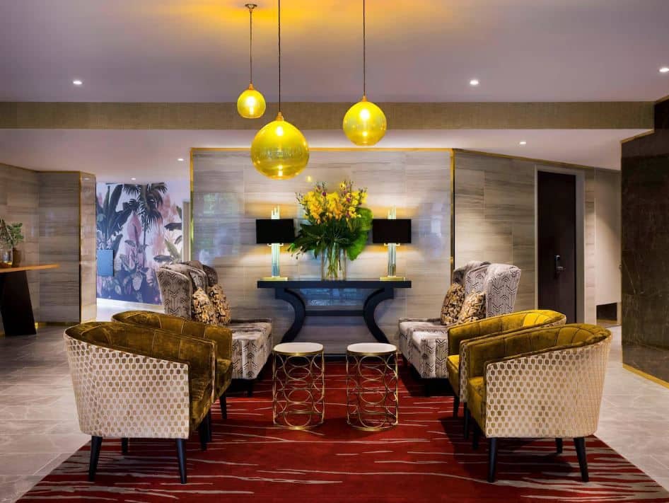 Mövenpick Hotel Wellington - Lobby sitting area