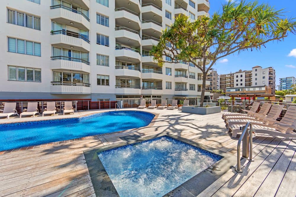 Property POOL