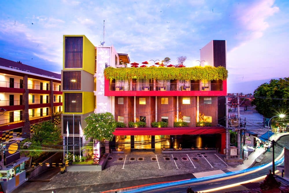 Sevn Legian - Exterior Property