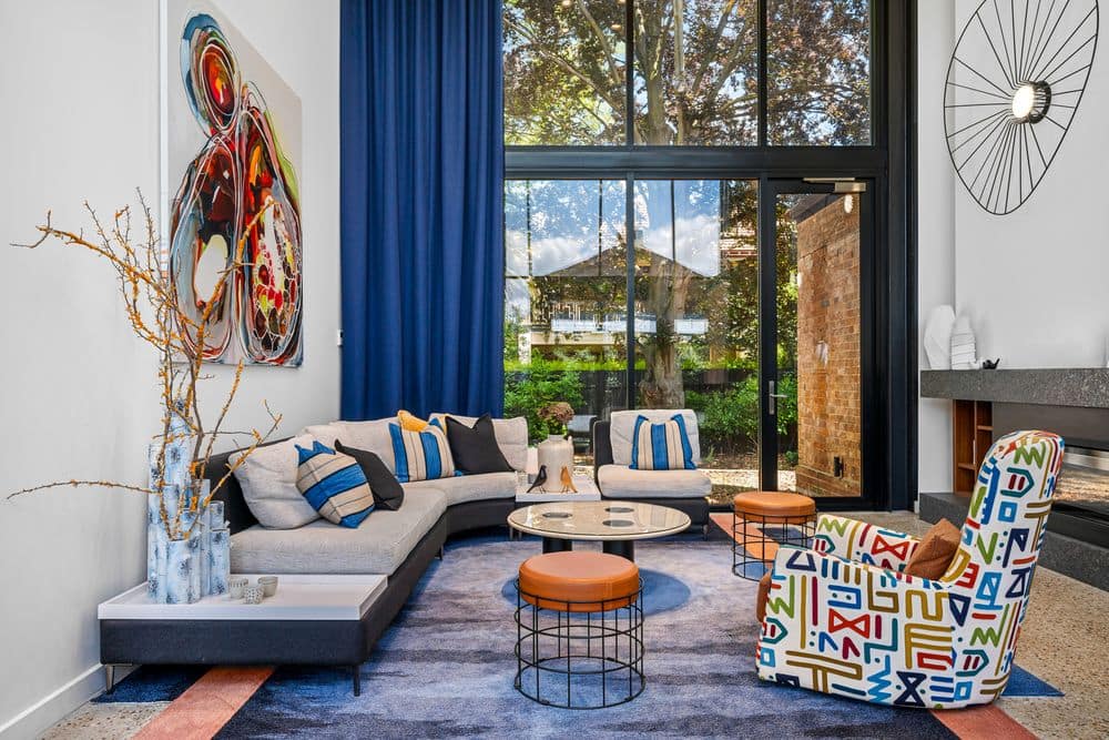 Guest lounge