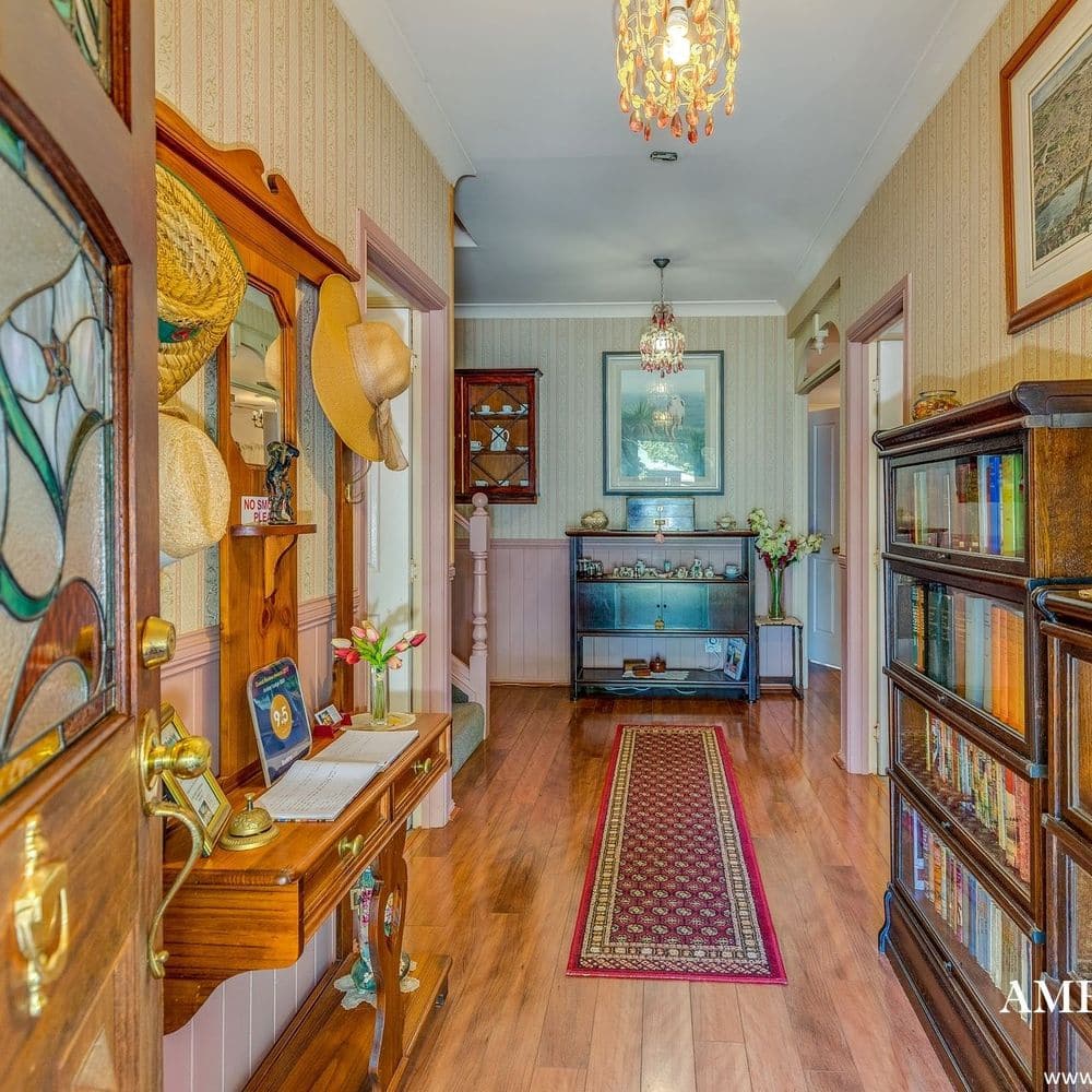 Beautiful Front Foyer