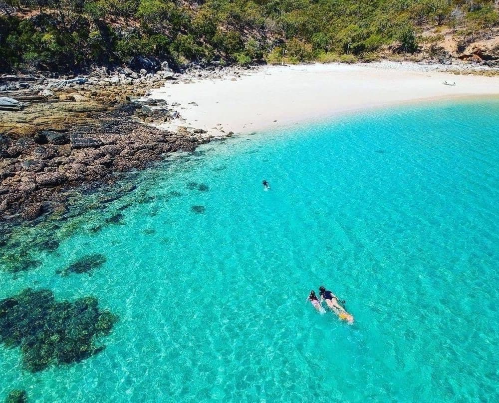 Snorkelling at Shelving's Beach 