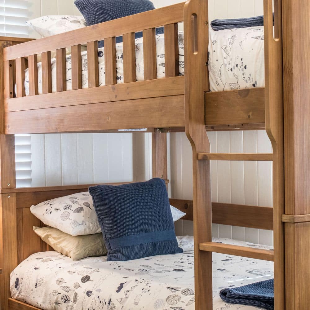 Keeler Cottage - Bedroom 3 with Bunks and trundle