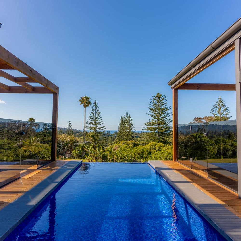 Glencar Luxury Villas - Pool view