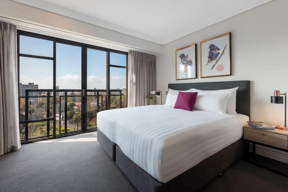 1 Bedroom Park Suite - Bedroom