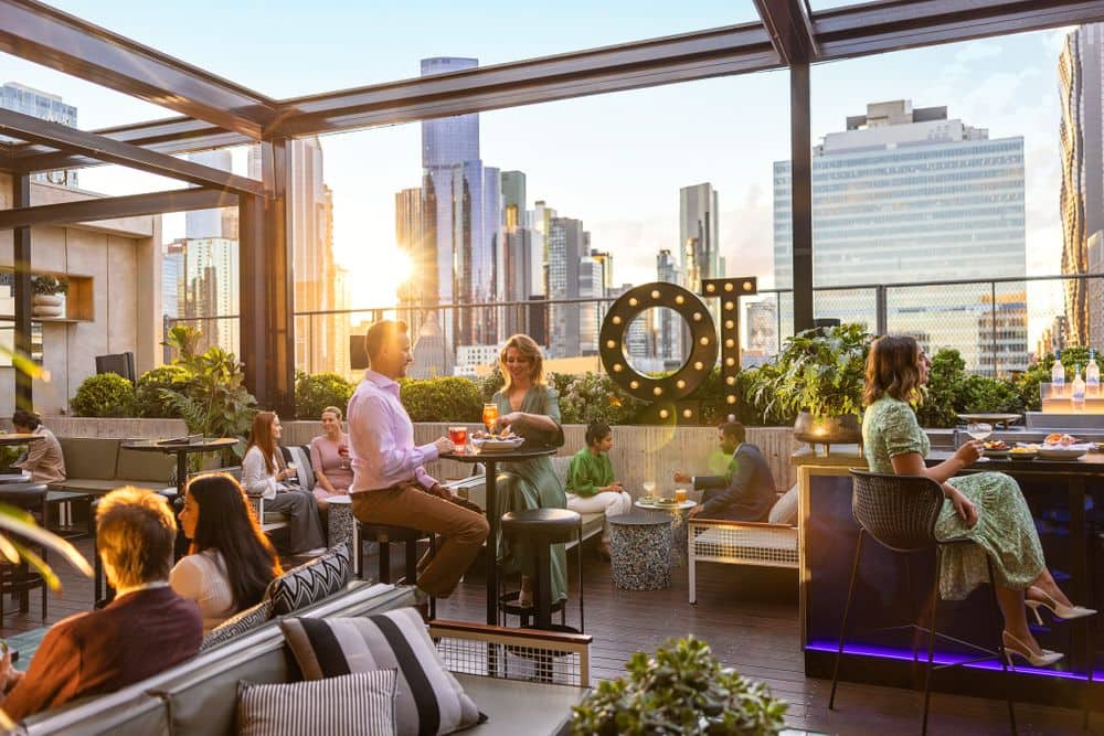 QT Melbourne - QT Rooftop Bar