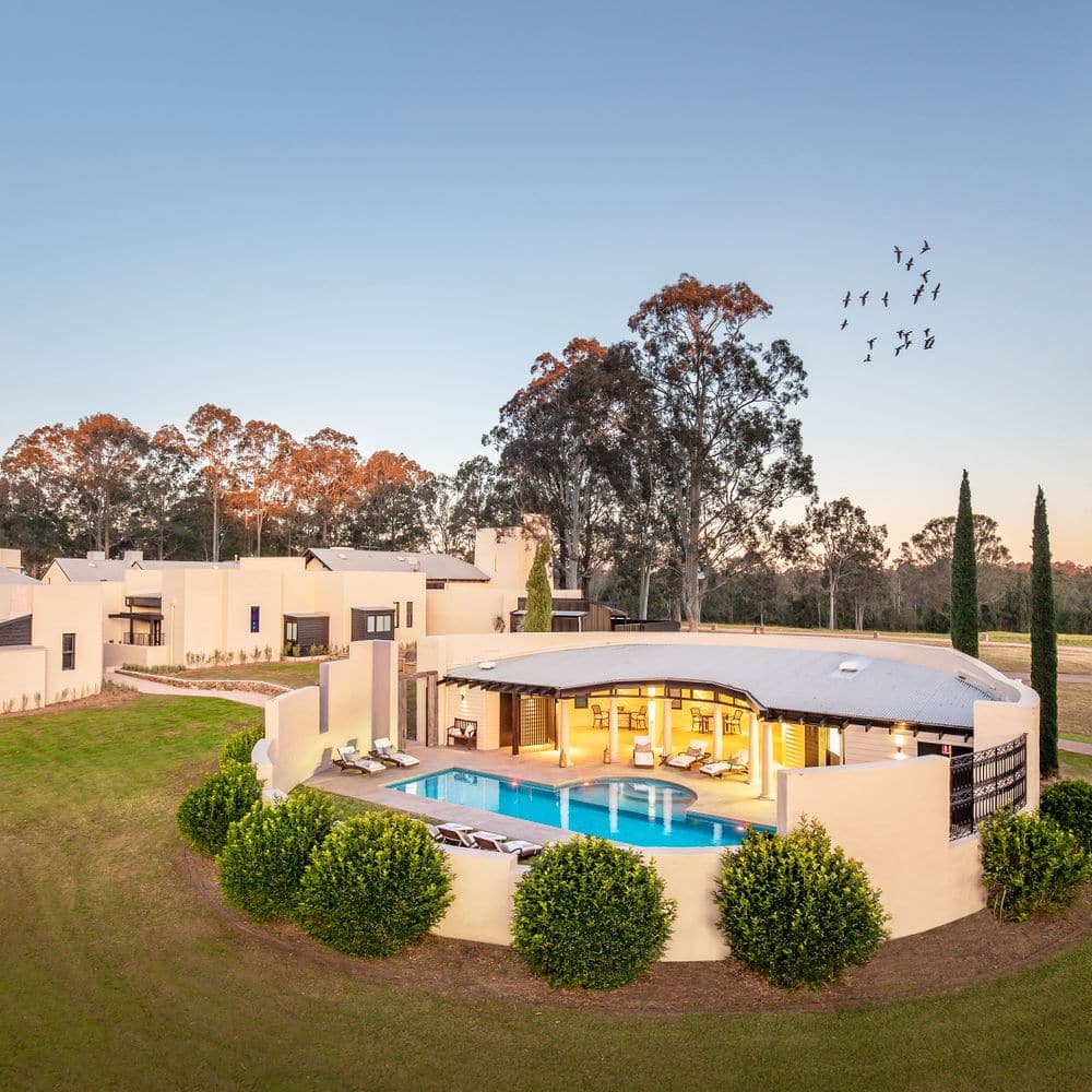 Tower Lodge - Pool