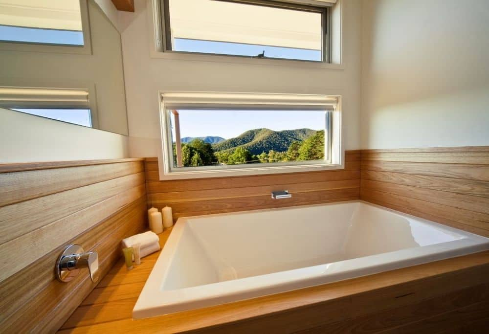 Deep soaking bath with lovely mountain views