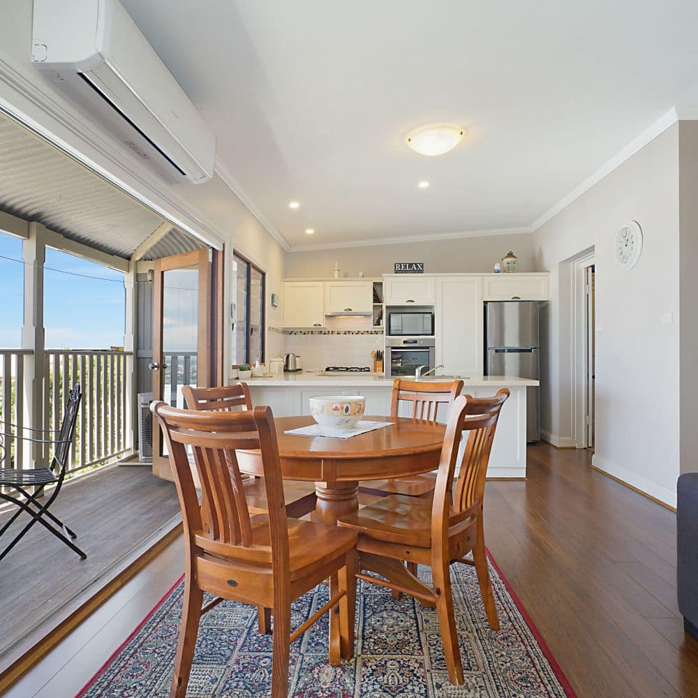 Vista Apartment - Living Room