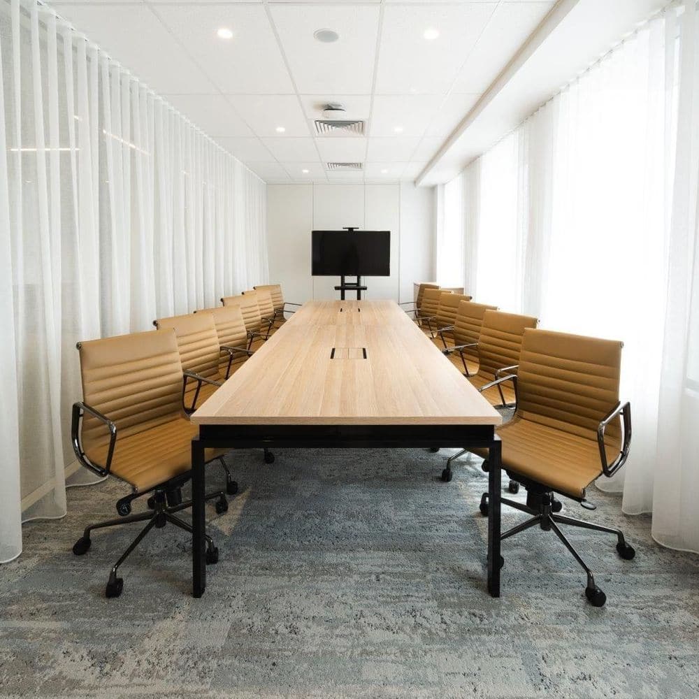 Kafnu's Board Room - Business Spaces