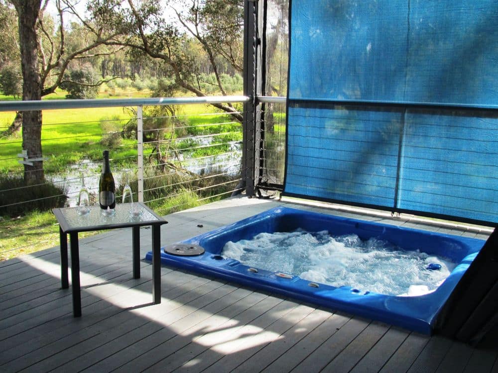 Your own private hot-tub spa