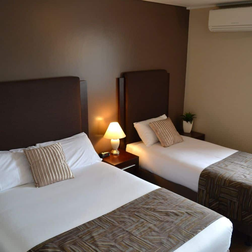 Madison Plaza Townsville - Executive Twin Room 