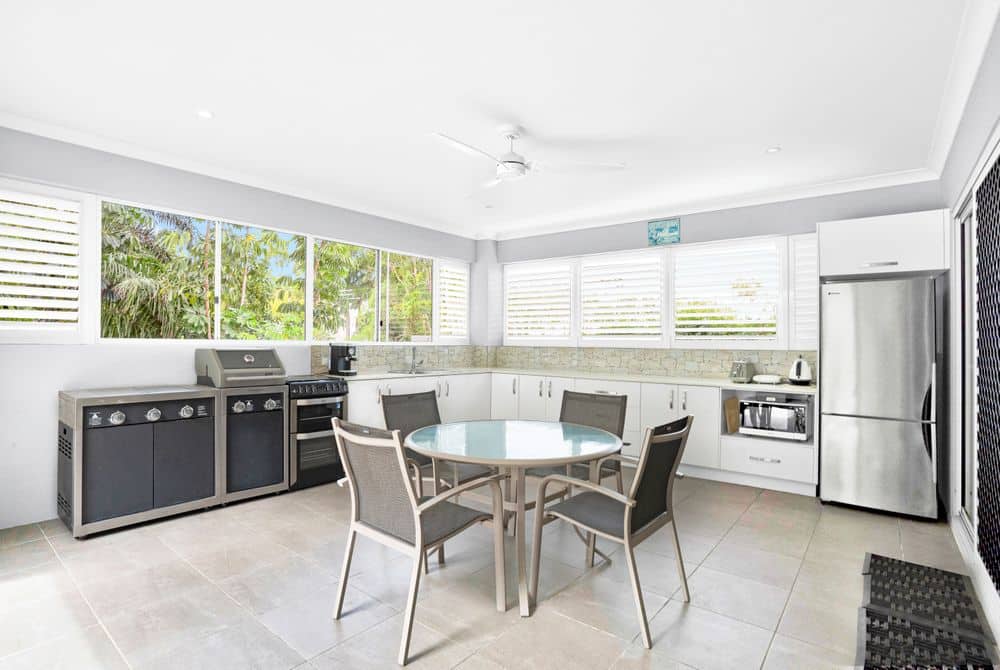 Outdoor Kitchen