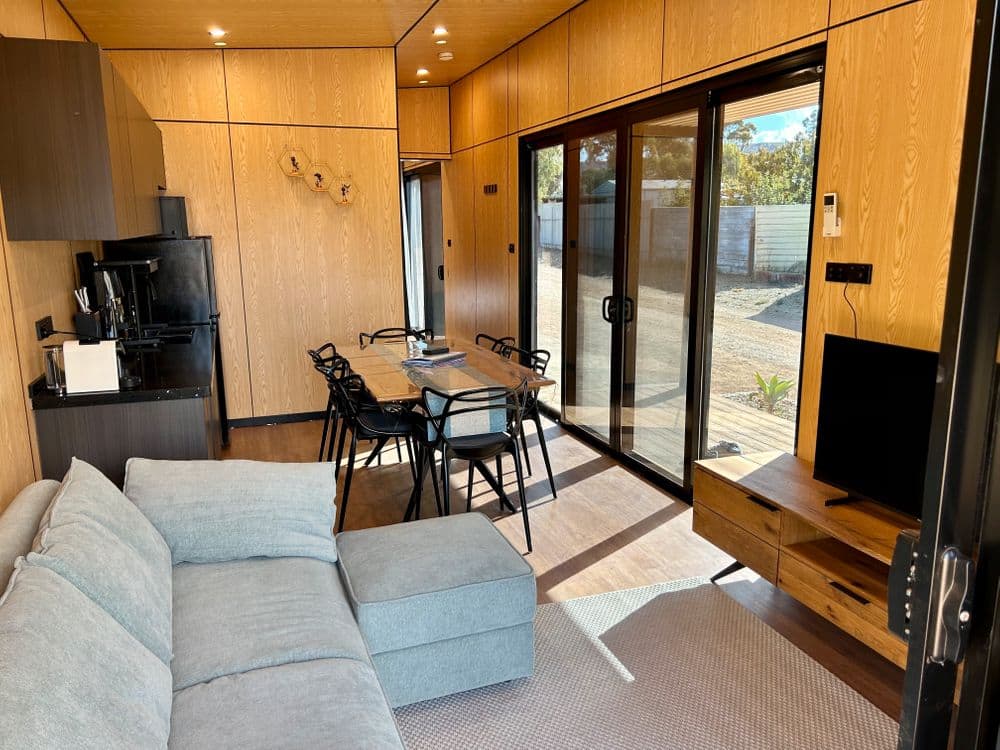 Dandelion Living Area (incl Sofa bed,Smart TV)