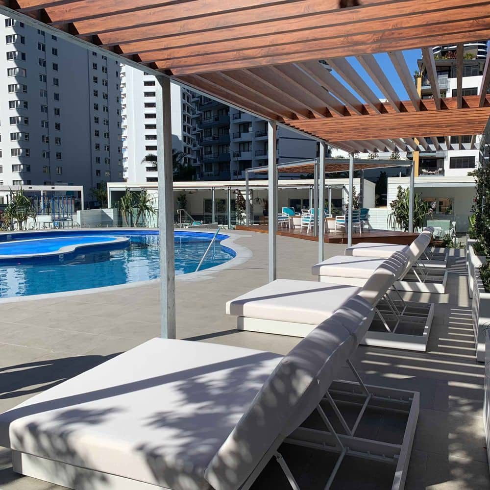 East Pool - Lounge deck