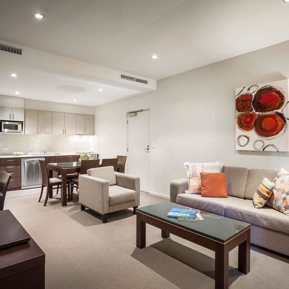 Quest Alice Springs - 1, 2 & 3 Bedroom Apartment Dining and Kitchen