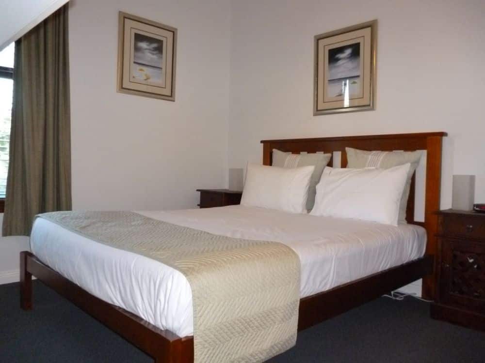 Shearwater Room