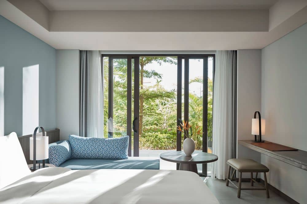 Deluxe Room (King / Twin)